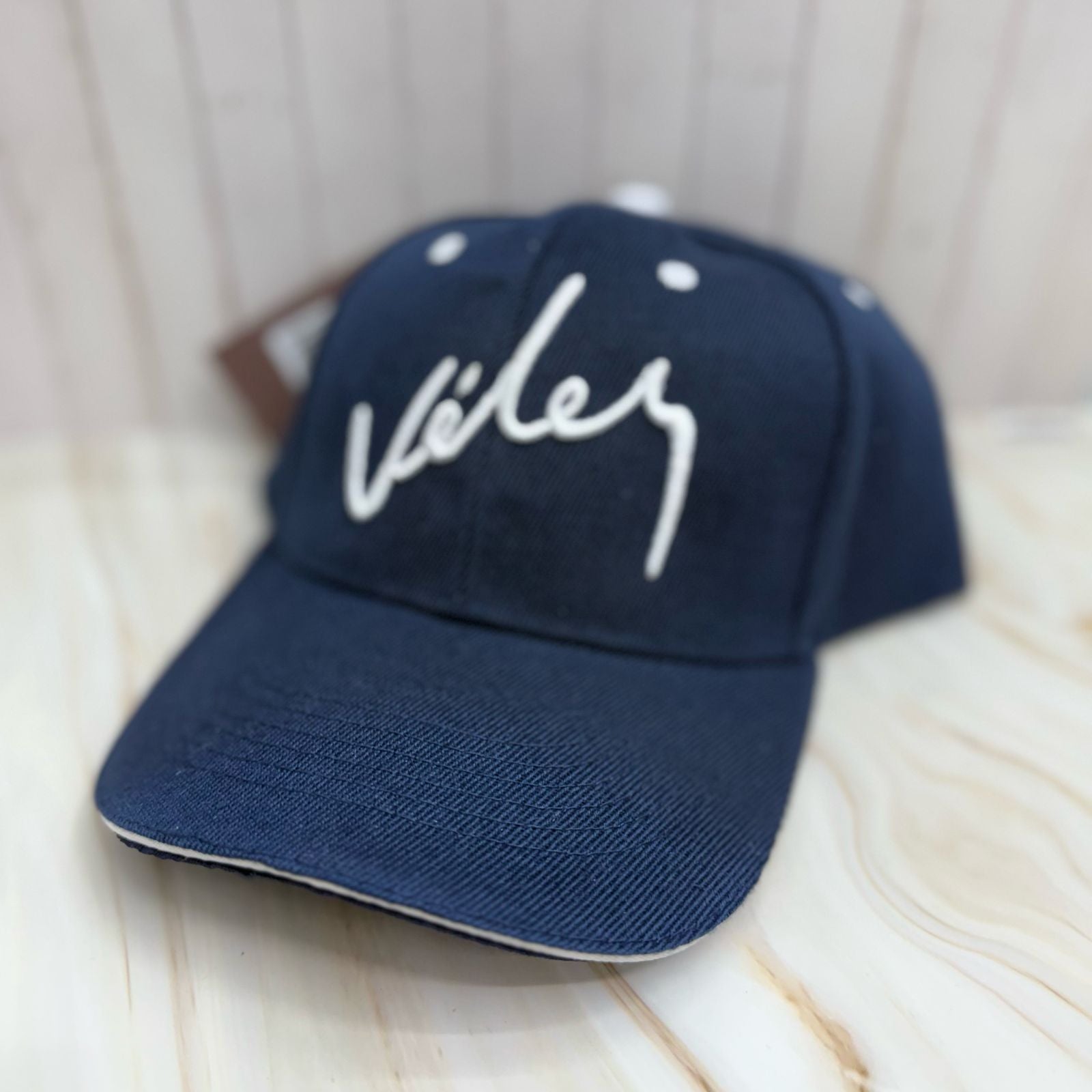 Gorra Unicolor Bordado Velez