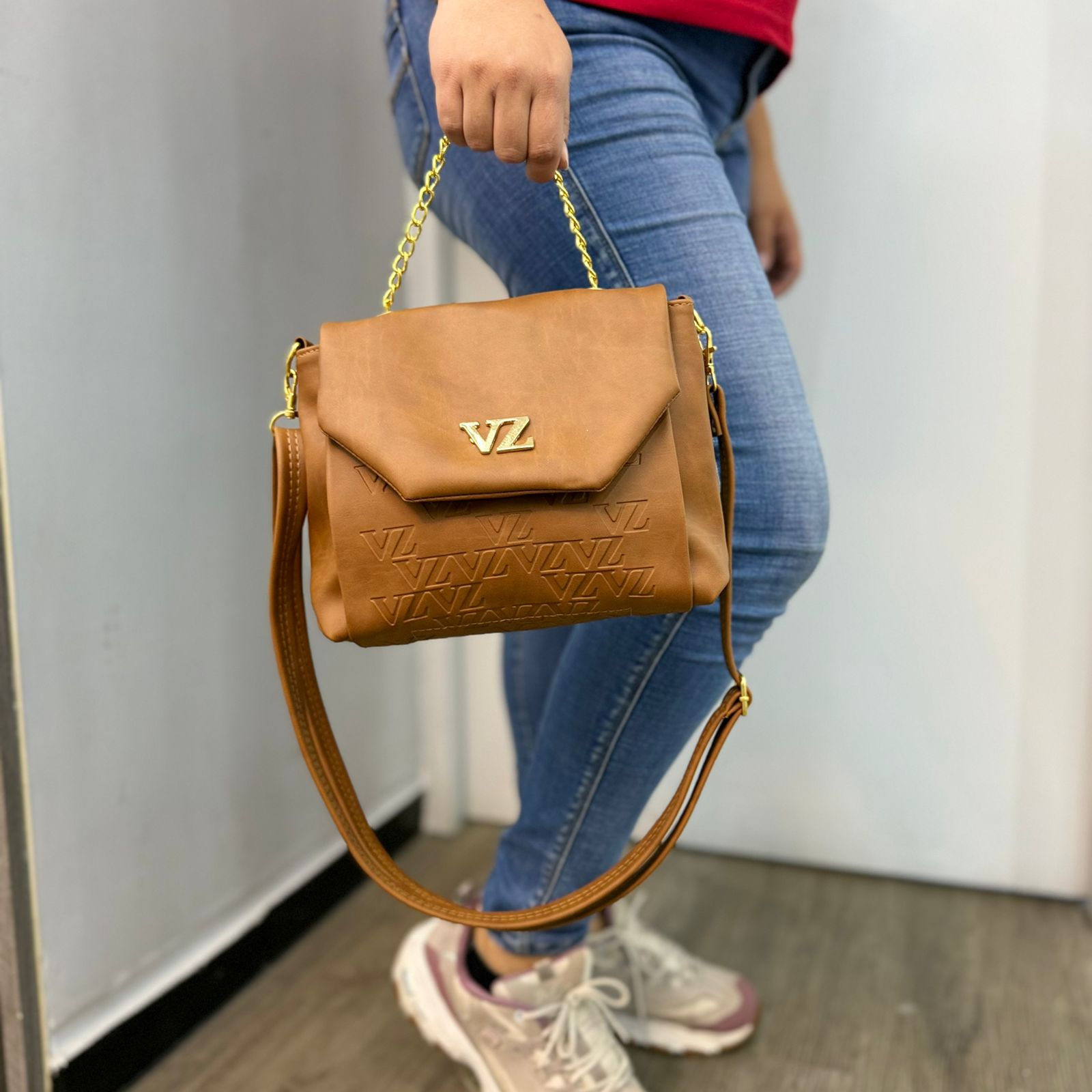 Carriel Dacota Dama Ref. ZOE